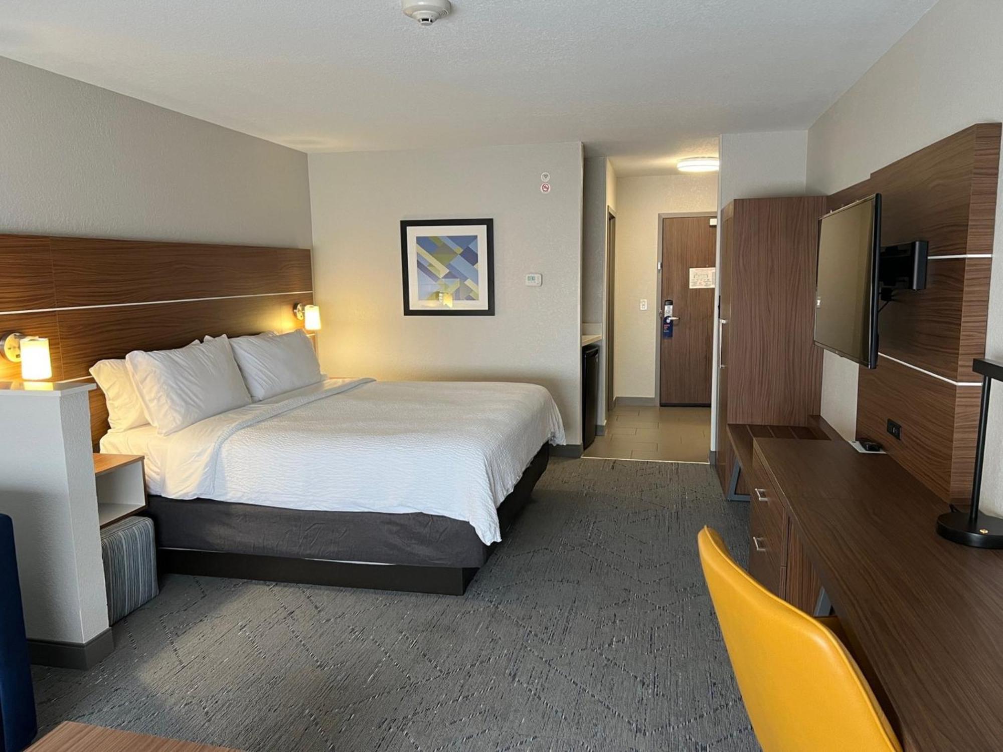Holiday Inn Express & Suites Moore By Ihg Exteriör bild