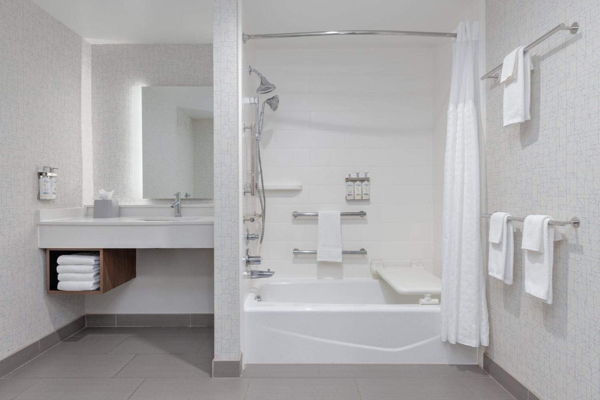 Holiday Inn Express & Suites Moore By Ihg Exteriör bild