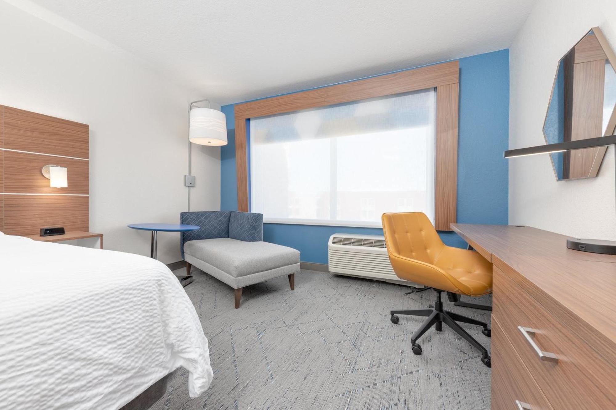 Holiday Inn Express & Suites Moore By Ihg Exteriör bild